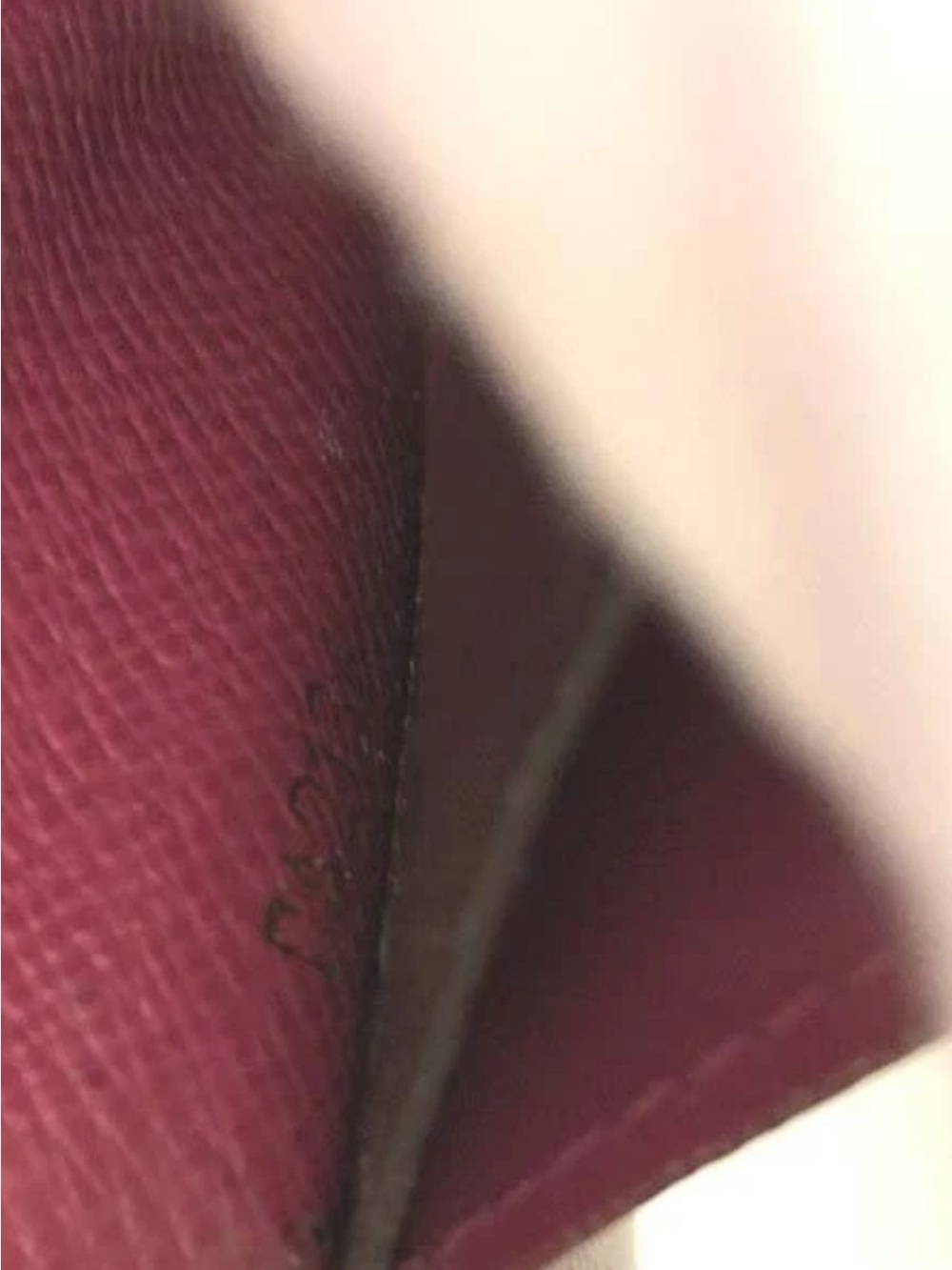 Louis Vuitton monogram Emilie wallet reinvented 2016 - Picture 16 of 16